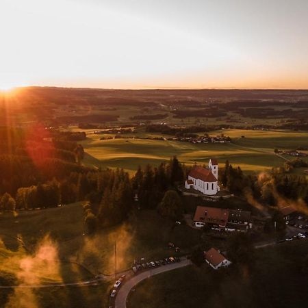 Panoramagasthof Auf Dem Auerberg Бернбойрен Экстерьер фото