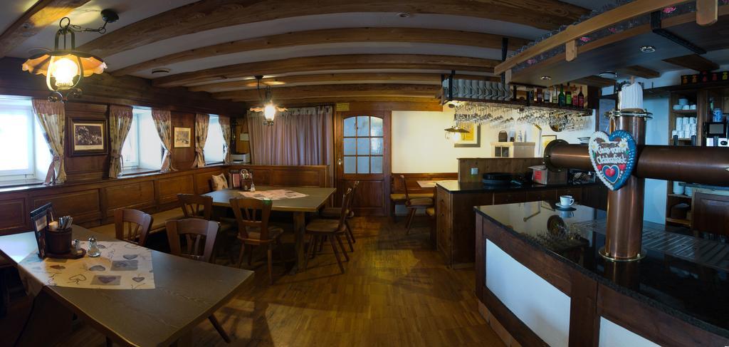 Panoramagasthof Auf Dem Auerberg Бернбойрен Экстерьер фото